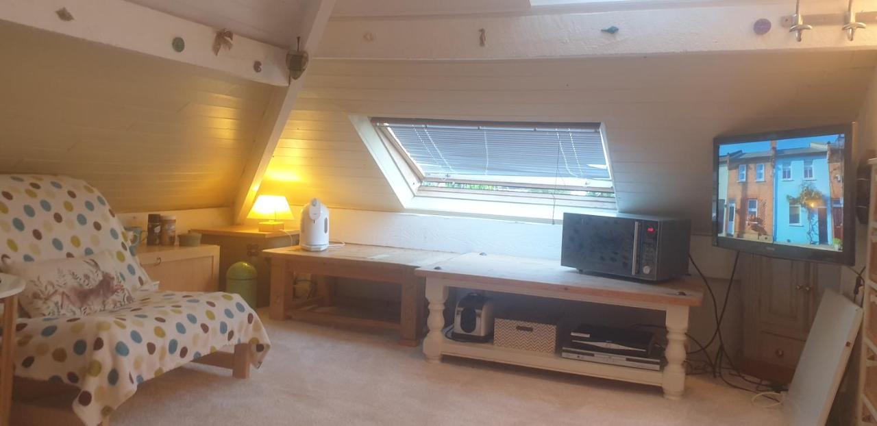 Le Studio Attic , Fridge Tv Microwave, Chester Extérieur photo